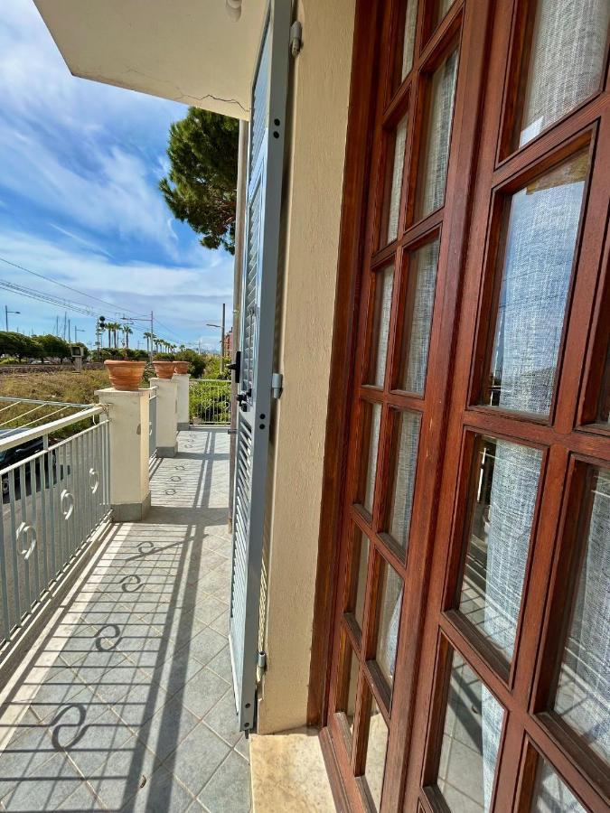Villa La Casa Di Carlotta Loano Exterior foto